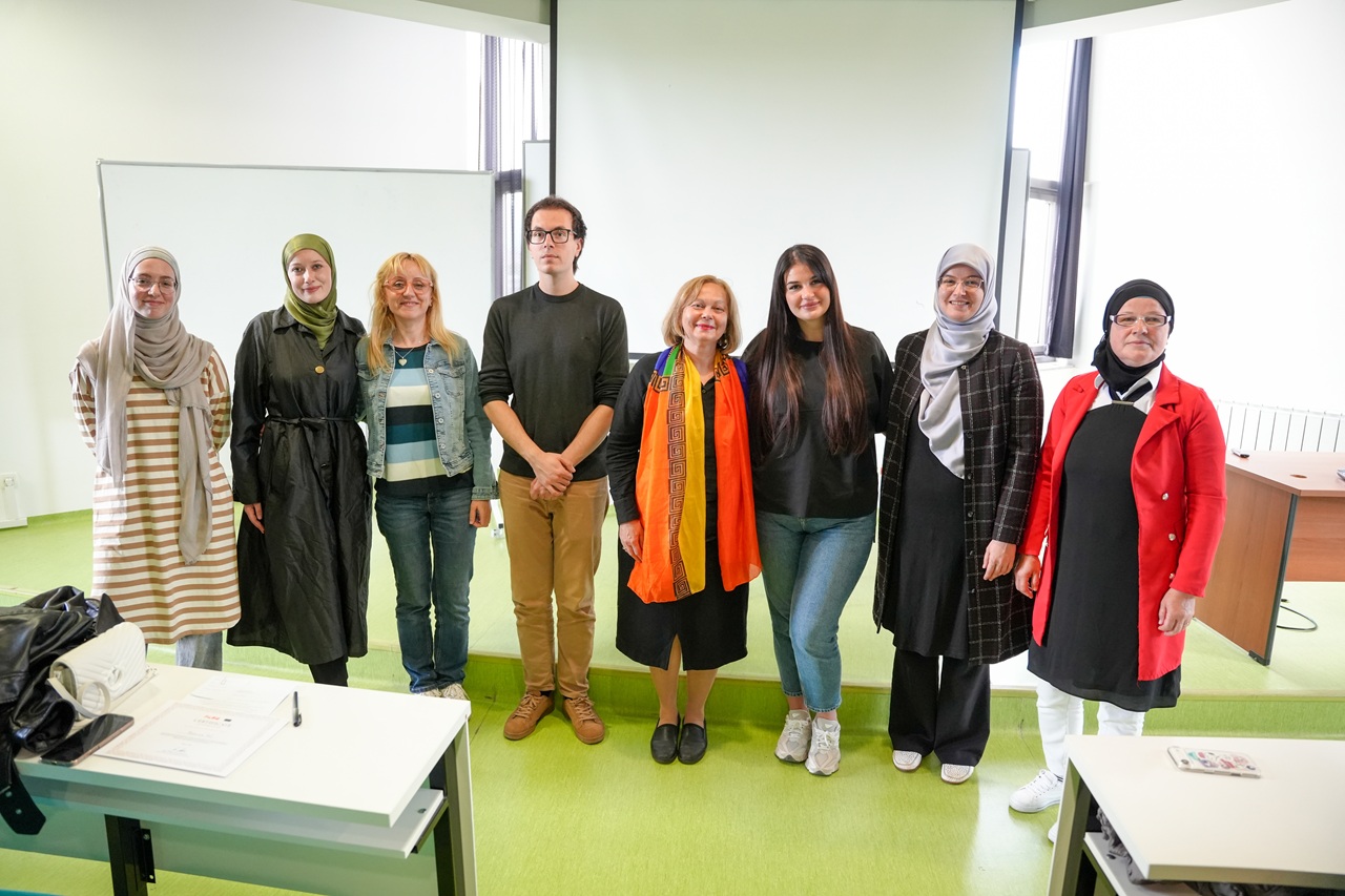 Alumnisti ELIT i ELT programa podijelili iskustva u karijeri i profesionalne uvide sa sadašnjim studentima Alumnisti ELIT i ELT programa podijelili iskustva u karijeri i profesionalne uvide sa sadašnjim studentima