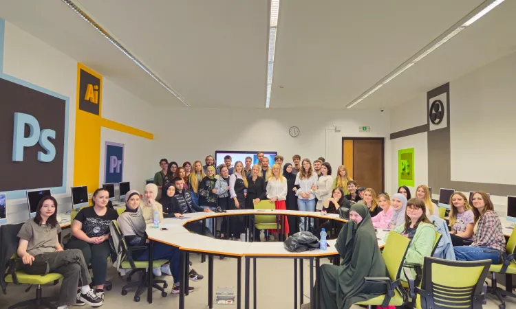 Typography Meets Theatre: VACD Students Explore Drama Through Design